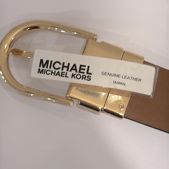 Michael Kors Reversible Croc-Embossed Black Brown Belt (size medium) - Picture 6 of 7